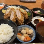 Tonkatsu Ine Nakamachidaiekimaeten - 