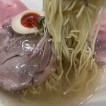 貝と地鶏だしのらぁ麺 ちょろ - 