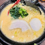 横浜家系ラーメン 龍馬家 - 