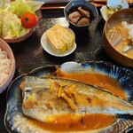 母娘げんか - さばの味噌煮定食