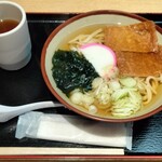 満腹亭 - 料理写真:きつねうどん