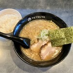 らーめんてつや - 料理写真: