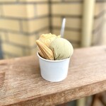 Tomihisa Ice Cream - トリプル パリパリチョコレートと、ピスタチオ、夕張メロン