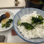 Kishigon Ryokan - ご飯と香の物