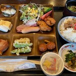 Kishigon Ryokan - 各種料理