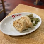 Izakaya Gyoza no New York - 海老餃子 2個