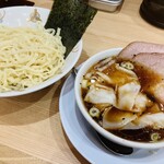 Tsukemen Senmon Ten Mita Seimenjo Daibashiti Tokyo Puraza Ten - 