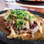 Tezukuri Hamburger Steak to Pizza no Mise Raion - ハンバーグアップ 2024年8月