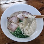 Men Kinsei 3L's - 麺のリフトアップ