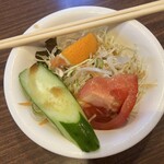 Chinese Kikusui - 240824土　大阪　中華料理菊水　サラダ（サービス）