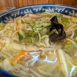 大阪屋 - ネギ・モヤシ・キャベツ・ニンジン・豚バラ・キクラゲ