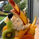 Kyobashi Senbikiya Fruit Parlour Daimaru Tokyo Ten - フルーツパフェ