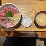 OH! TORO KITCHEN Shibuya Ten - マグロとネギトロのハーフ＆ハーフボウル