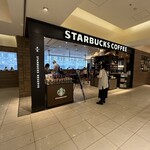 Starbucks Coffee Shinjuku Marui Honkan Nikai Ten - 外観・入り口