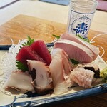 Sake to Kotobuki - 刺身盛合わせ 3点盛り