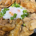 Marumatsu Haiwei Matsukawanobori - 豚バラ焼肉丼（アップ）