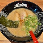 Ramen Zundouya Suzuka Ten - 元味らーめん（背脂の量「こってり」 、麺の種類「細麺」）