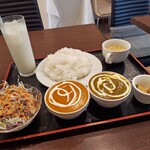 クリスタルカレー&チキンハウス - ランチのBセットチキンカレーとほうれん草チキン