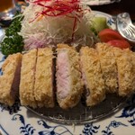 Tonkatsu Paris - 千葉県産SPFポーク 上ロース200g（2200円）