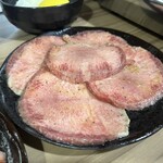 ホルモン焼肉 ハレノヒ - 特上タン塩