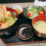 Sakedokoro Sho - 天丼定食 ¥1,000