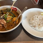 soup curry Suage4 - セットはこんな感じ