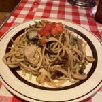 Yaki Spaghetti Mr. Hungry - 醤油バジリコ600円