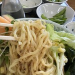 めんくい亭 - 麺は太麺のもっちりとした食感です。