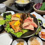 Manjok Ohyang Jokbal & Sobetcha Ganjang Gejang Umeda Ten - 