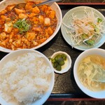 呑食屋 満福楼 - 麻婆豆腐