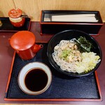 Shinano Oiwake Soba Hatsudai An - "つけ"方式での提供です。