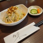 Mahoroba - ランチ サラダ、香の物