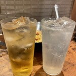 中華厨房 一歩 - 杏露酒ソーダ割りと生レモンサワー