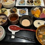 ヒル薬膳粥・ヨル貝料理カイノクチ - 