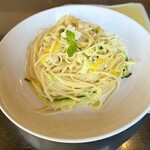 Italian Wine Shokudo La Frasca - 季節のパスタより
                      ◆ホタテ貝のレモンクリームパスタ  