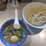 Ramen Kagetsu Arashi Minaminagareyama Ekimaeten - 嵐肉そばつけ麺【期間限定】(930円)
      クーポン〔味玉〕