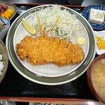 藤屋 - とんかつ定食950円