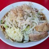 ラーメン二郎  - 料理写真:ラーメン麺半分950円