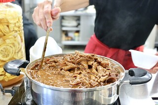 Uma Katsu - 名物どて煮