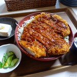 重慶飯店 - 2023年8月　ソースかつ丼【税込1000円】ボリューミー！