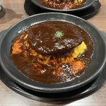 十六雑穀オムライス＆炭焼きハンバーグ専門店 おむらいす亭 - 