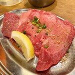 大阪焼肉 ホルモン ふたご  - 