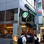 Starbucks Coffee Takadaba Wasedadori Ten - 東西線の高田馬場駅 出口７の横