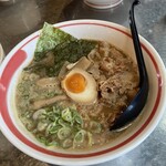 まる徳ラーメン - 料理写真: