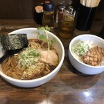 中華そば 西の - 料理写真: