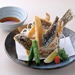 ～骨まで食べられる～黄金カレイの姿揚げ