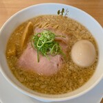 らぁ麺 はやし田 - 料理写真:背脂味玉醤油らぁ麺(950円)