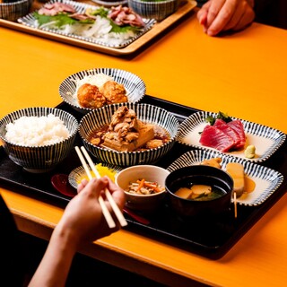 Yasubee's popular Cafeterias 's set meals