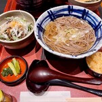 Yuigetsu An Sojibo Rarapoto Ekusuposhi Ten - 龍馬のたたき丼定食（¥1,290）