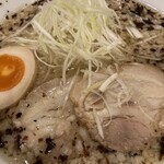 Awakei Shio Tonkotsu Ramen Berashio Sohon Ten - 